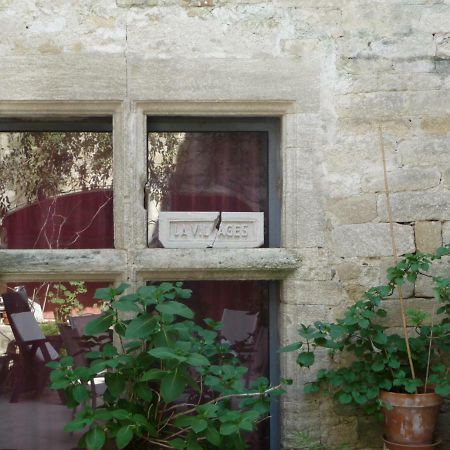 Vallabrègues La Villages Chambres D'Hotes מראה חיצוני תמונה