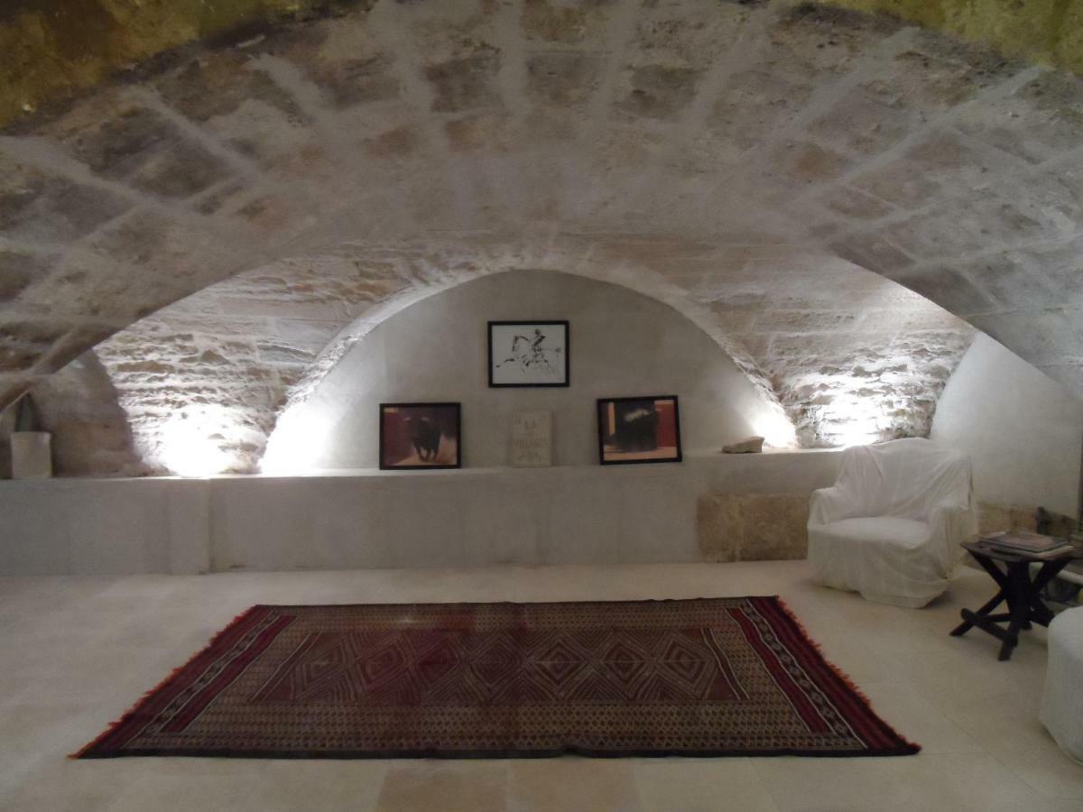Vallabrègues La Villages Chambres D'Hotes מראה חיצוני תמונה
