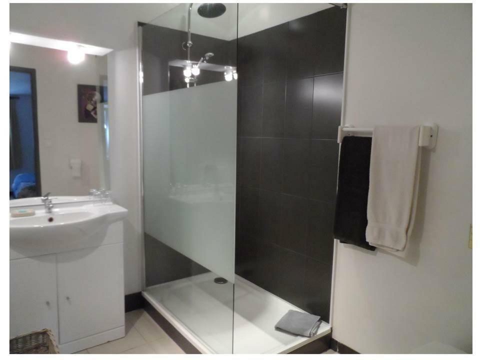 Vallabrègues La Villages Chambres D'Hotes מראה חיצוני תמונה